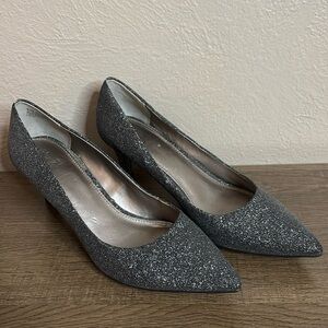Womens Monet Pewter Glitter High Heel Pumps Jane Point Toe Slip On 8.5M